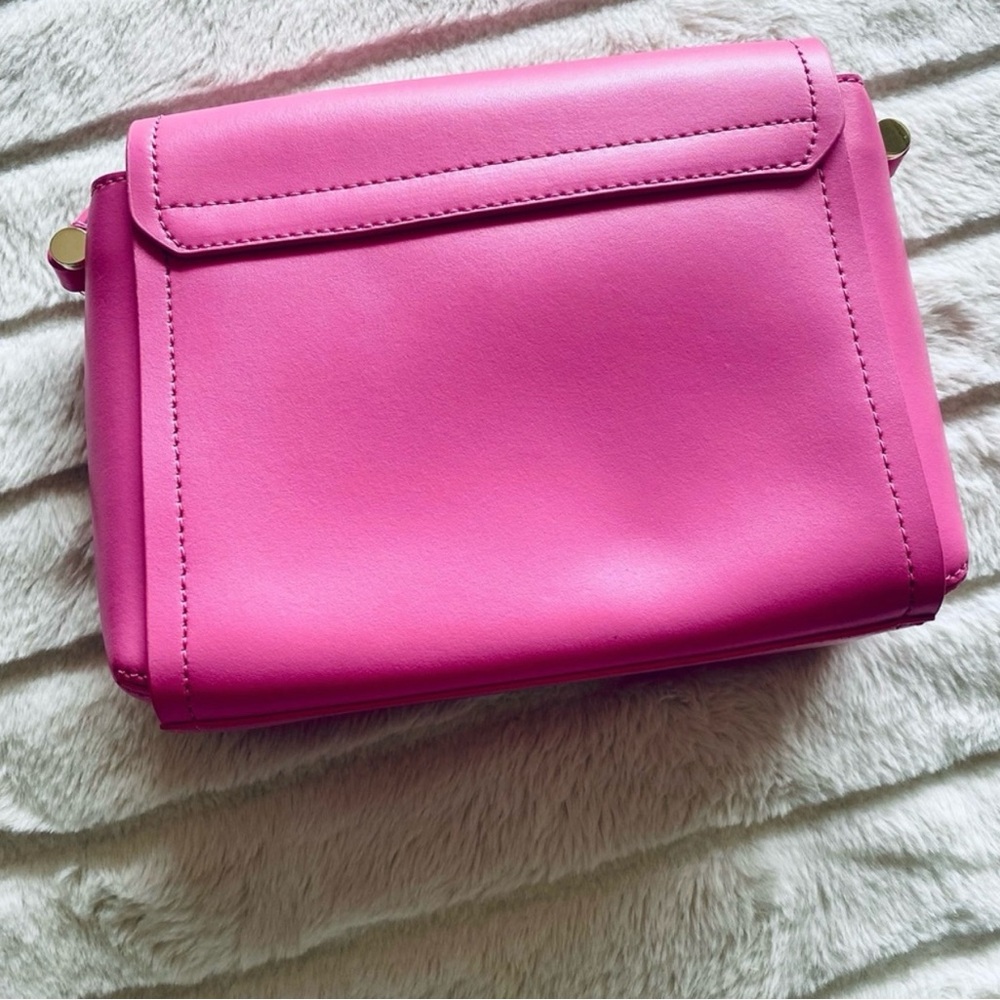 Kate Spade Bold Pink Crossbody Bag - Picture 3 of 7